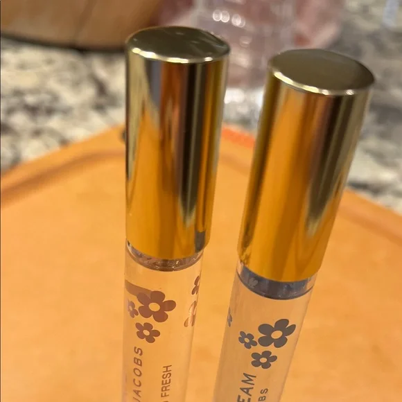 Marc Jacobs travel Rollerball fragrances - Picture 3 of 3